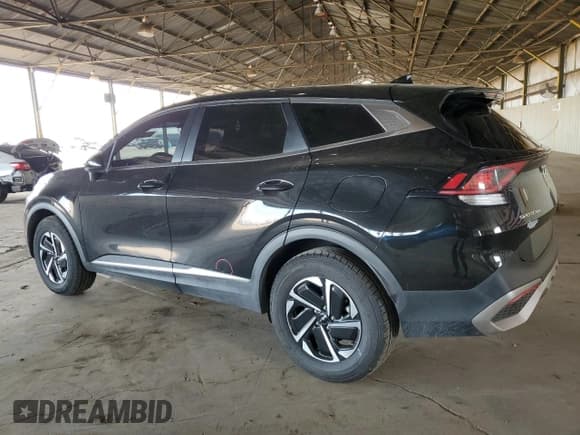 ✅ 2023 Kia Sportage LX • VIN: KNDPUCAG8P7020367 • Lot: 71077875. Listed on Copart with 40,361 mi. Free auction sales archive from the USA and detailed vehicle history report at DreamBid. Image 2.