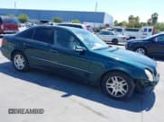 ✅ 2003 Mercedes-Benz E 320 • VIN: WDBUF65J33A285651 • Lot: 42791588. Wystawiony na IAAI z przebiegiem 199 313 mil. Bezpłatny archiwum sprzedaży aukcyjnych z USA i szczegółowy raport historii pojazdu na DreamBid. Zdjęcie 1.