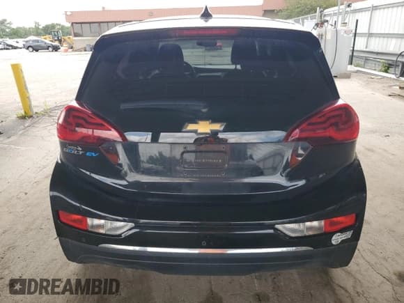 ✅ 2017 Chevrolet Bolt EV LT • VIN: 1G1FW6S0XH4136478 • Lot: 62984154. Wystawiony na Copart z przebiegiem 119 297 mil. Bezpłatny archiwum sprzedaży aukcyjnych z USA i szczegółowy raport historii pojazdu na DreamBid. Zdjęcie 6.
