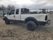 ✅ 2000 Ford F-250 XL • VIN: 1FTNX21S4YED52820 • Lot: 49891195. Listed on Copart with 204,130 mi. Free auction sales archive from the USA and detailed vehicle history report at DreamBid. Image 2.
