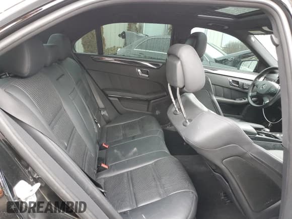 ✅ 2010 Mercedes-Benz E 63 AMG • VIN: WDDHF7HB8AA113602 • Lot: 43761285. Listed on Copart with 115,128 mi. Free auction sales archive from the USA and detailed vehicle history report at DreamBid. Image 10.