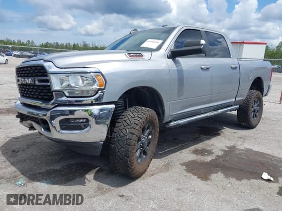 ✅ 2022 Ram 2500 Big Horn • VIN: 3C6UR5DL8NG103847 • Lot: 42804206. Listed on IAAI with 96,774 mi. Free auction sales archive from the USA and detailed vehicle history report at DreamBid. Image 17.