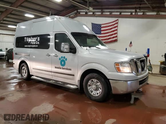 ✅ 2012 Nissan NV SV • VIN: 1N6AF0LY0CN118624 • Lot: 45085395. Listed on Copart with 286,079 mi. Free auction sales archive from the USA and detailed vehicle history report at DreamBid. Image 4.