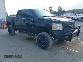 ✅ 2010 Chevrolet Silverado 1500 LTZ • VIN: 3GCRKTE36AG173962 • Lot: 42867835. Wystawiony na IAAI z przebiegiem 191 556 mil. Bezpłatny archiwum sprzedaży aukcyjnych z USA i szczegółowy raport historii pojazdu na DreamBid. Zdjęcie 1.