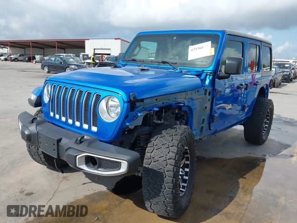 ✅ 2022 Jeep Wrangler Unlimited Sahara • VIN: 1C4HJXENXNW118607 • Lot: 42536834. Listed on IAAI with 29,917 mi. Free auction sales archive from the USA and detailed vehicle history report at DreamBid. Image 23.