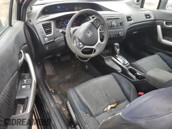 ✅ 2015 Honda Civic LX • VIN: 2HGFG3B57FH507080 • Lot: 82296365. Listed on Copart with 215,243 mi. Free auction sales archive from the USA and detailed vehicle history report at DreamBid. Image 8.