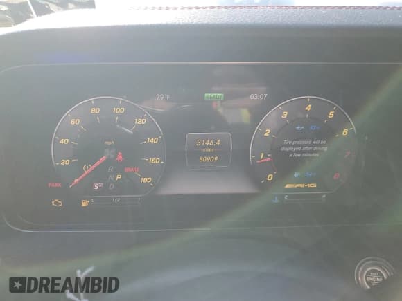 ✅ 2019 Mercedes-Benz E 53 AMG • VIN: WDDZF6BB3KA606631 • Lot: 45733895. Listed on Copart with 80,909 mi. Free auction sales archive from the USA and detailed vehicle history report at DreamBid. Image 9.