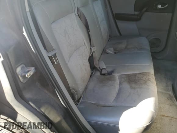 ✅ 2004 Saturn VUE V6 • VIN: 5GZCZ53474S882677 • Лот: 84681374. Опубликован ранее на Copart с пробегом 304 312 миль. Бесплатный доступ к архиву аукционных продаж из США и подробный отчёт об истории автомобиля на DreamBid. Изображение 11.