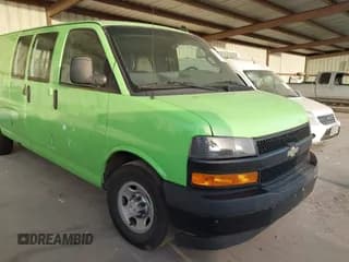 ✅ 2019 Chevrolet Express Cargo • VIN: 1GCWGBFG5K1372954 • Лот: 42830361. Опубликован ранее на IAAI с пробегом 142 443 миль. Бесплатный доступ к архиву аукционных продаж из США и подробный отчёт об истории автомобиля на DreamBid. Изображение 1.