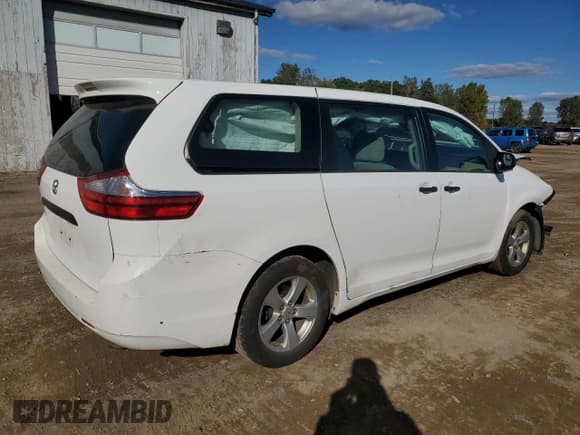 ✅ 2015 Toyota Sienna L • VIN: 5TDZK3DC2FS684711 • Lot: 82234665. Listed on Copart with Not provided. Free auction sales archive from the USA and detailed vehicle history report at DreamBid. Image 3.