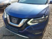 ✅ 2017 Nissan Rogue SV • VIN: JN8AT2MTXHW153932 • Lot: 42694899. Listed on IAAI with 96,550 mi. Free auction sales archive from the USA and detailed vehicle history report at DreamBid. Image 6.