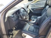 ✅ 2011 Mercedes-Benz R 350 • VIN: 4JGCB2FE4BA122942 • Lot: 51279585. Listed on Copart with 221,307 mi. Free auction sales archive from the USA and detailed vehicle history report at DreamBid. Image 7.