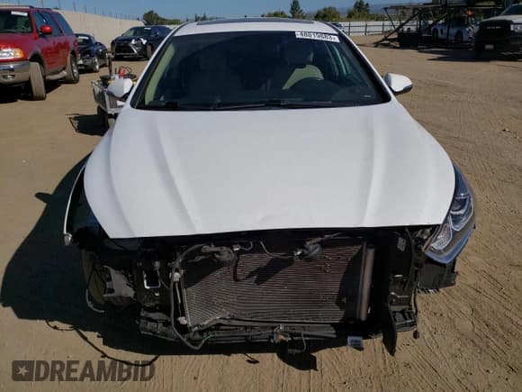 ✅ 2018 Hyundai Sonata Limited • VIN: 5NPE34AF0JH660874 • Lot: 48019883. Listed on Copart with 47,390 mi. Free auction sales archive from the USA and detailed vehicle history report at DreamBid. Image 5.