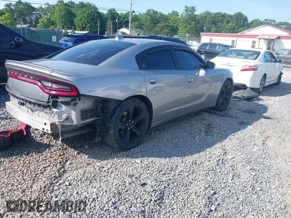 ✅ 2017 Dodge Charger Daytona 340 • VIN: 2C3CDXCT9HH572003 • Lot: 42607192. Wystawiony na IAAI z przebiegiem 114 892 mil. Bezpłatny archiwum sprzedaży aukcyjnych z USA i szczegółowy raport historii pojazdu na DreamBid. Zdjęcie 4.