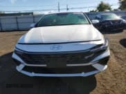 ✅ 2025 Hyundai Elantra SE • VIN: KMHLL4DG6SU991585 • Lot: 85161485. Listed on Copart with 5,551 mi. Free auction sales archive from the USA and detailed vehicle history report at DreamBid. Image 5.