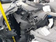 ✅ 2022 Volkswagen Atlas SE • VIN: 1V2JE2CAXNC229523 • Lot: 41364396. Wystawiony na IAAI z przebiegiem 19 781 mil. Bezpłatny archiwum sprzedaży aukcyjnych z USA i szczegółowy raport historii pojazdu na DreamBid. Zdjęcie 17.