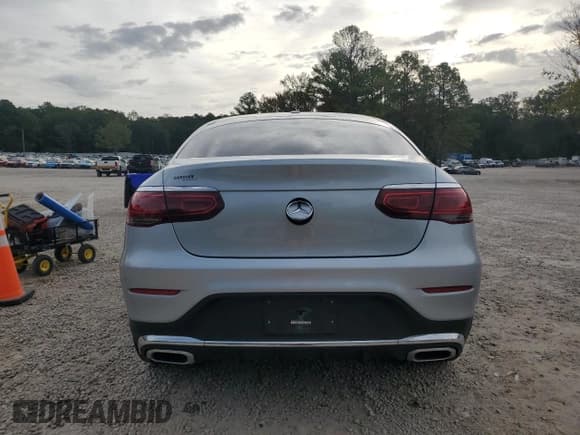 ✅ 2021 Mercedes-Benz GLC 300 • VIN: W1N0J8EB0MG005906 • Лот: 85557135. Опубликован ранее на Copart с пробегом 42 196 миль. Бесплатный доступ к архиву аукционных продаж из США и подробный отчёт об истории автомобиля на DreamBid. Изображение 6.