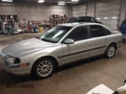 ✅ 2000 Volvo S80 • VIN: YV1TS94D8Y1144260 • Lot: 41350514. Wystawiony na IAAI z przebiegiem Nie podano. Bezpłatny archiwum sprzedaży aukcyjnych z USA i szczegółowy raport historii pojazdu na DreamBid. Zdjęcie 2.