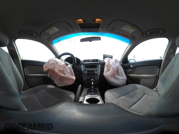 ✅ 2012 Ford Fusion SE • VIN: 3FAHP0HG7CR368279 • Lot: 42288523. Listed on IAAI with 176,808 mi. Free auction sales archive from the USA and detailed vehicle history report at DreamBid. Image 18.