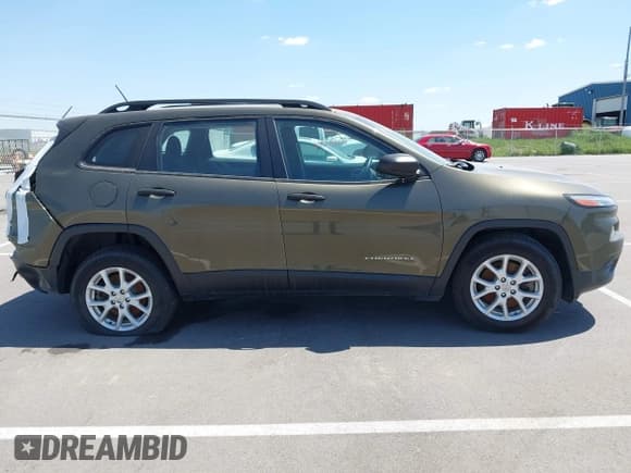✅ 2015 Jeep Cherokee Sport • VIN: 1C4PJMAB9FW595102 • Lot: 42257918. Wystawiony na IAAI z przebiegiem 95 059 mil. Bezpłatny archiwum sprzedaży aukcyjnych z USA i szczegółowy raport historii pojazdu na DreamBid. Zdjęcie 13.