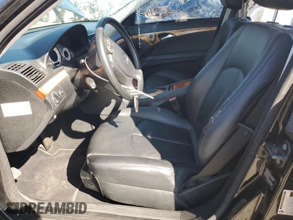 ✅ 2008 Mercedes-Benz E 350 Luxury • VIN: WDBUF56X18B197924 • Lot: 82346895. Wystawiony na Copart z przebiegiem 133 168 mil. Bezpłatny archiwum sprzedaży aukcyjnych z USA i szczegółowy raport historii pojazdu na DreamBid. Zdjęcie 7.