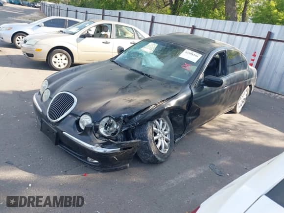 ✅ 2001 Jaguar S-Type • VIN: SAJDA01P61GL95838 • Lot: 42398246. Wystawiony na IAAI z przebiegiem Nie podano. Bezpłatny archiwum sprzedaży aukcyjnych z USA i szczegółowy raport historii pojazdu na DreamBid. Zdjęcie 2.
