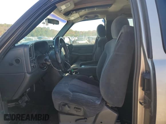 ✅ 2000 Chevrolet Silverado 1500 LS • VIN: 2GCEC19T1Y1360894 • Lot: 91810005. Listed on Copart with 144,387 mi. Free auction sales archive from the USA and detailed vehicle history report at DreamBid. Image 7.