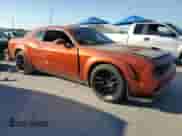 2020 Dodge Challenger R/T Scat Pack z VIN 2C3CDZFJ3LH222638, wystawiony jako Copart lot #87066875 z przebiegiem 95 038 mil mil oraz Czysty tytuł • Clean title. Historia ofert i sprzedaży dostępna na DreamBid. Obrazek 4.