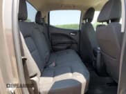 ✅ 2015 GMC Canyon 2WD SLE • VIN: 1GTG5BE32F1138155 • Lot: 64965195. Wystawiony na Copart z przebiegiem 77 566 mil. Bezpłatny archiwum sprzedaży aukcyjnych z USA i szczegółowy raport historii pojazdu na DreamBid. Zdjęcie 10.