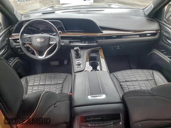 ✅ 2024 Cadillac Escalade ESV 4WD Sport Platinum • VIN: 1GYS4RKL8RR322431 • Лот: 94194535. Опубликован ранее на Copart с пробегом 19 092 миль. Бесплатный доступ к архиву аукционных продаж из США и подробный отчёт об истории автомобиля на DreamBid. Изображение 8.