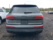 ✅ 2025 Audi Q7 Premium Plus • VIN: WA1LVBF70SD020785 • Lot: 43451874. Wystawiony na IAAI z przebiegiem 16 687 mil. Bezpłatny archiwum sprzedaży aukcyjnych z USA i szczegółowy raport historii pojazdu na DreamBid. Zdjęcie 16.