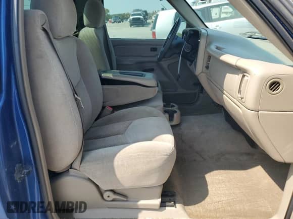 2004 Chevrolet Silverado 1500 LS с VIN 1GCEC14T54E166868, выставлен на аукционе Copart как лот 70981574 с пробегом 134 052 миль миль и Списание • Salvage title. История ставок и продаж доступна на DreamBid. Изображение 10.