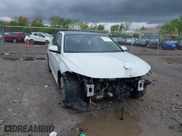 ✅ 2020 Volkswagen Jetta S • VIN: 3VWCB7BU9LM067517 • Lot: 42186355. Listed on IAAI with 69,467 mi. Free auction sales archive from the USA and detailed vehicle history report at DreamBid. Image 1.