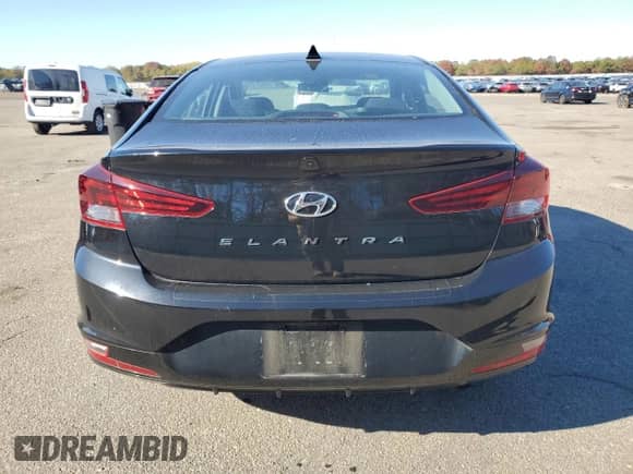 2020 Hyundai Elantra SEL z VIN 5NPD84LF0LH605967, wystawiony jako Copart lot #82641045 z przebiegiem 20 456 mil mil oraz Szkoda całkowita • Salvage title. Historia ofert i sprzedaży dostępna na DreamBid. Obrazek 6.