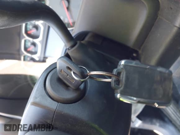 ✅ 2017 GMC Sierra 1500 SLT • VIN: 3GTU2NEJ9HG163733 • Lot: 43472082. Listed on IAAI with 142,828 mi. Free auction sales archive from the USA and detailed vehicle history report at DreamBid. Image 11.