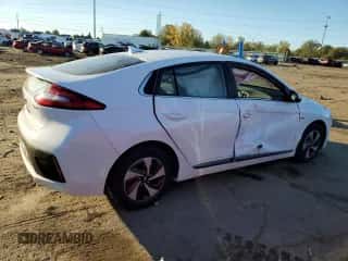 2017 Hyundai Ioniq SEL с VIN KMHC75LC9HU027144, выставлен на аукционе Copart как лот 75480194 с пробегом 155 589 миль миль и Списание • Salvage title. История ставок и продаж доступна на DreamBid. Изображение 3.