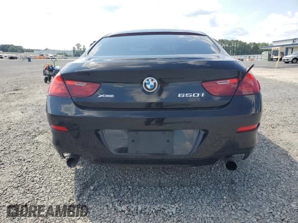 ✅ 2014 BMW 6 Series 650i xDrive • VIN: WBA6B4C52ED099145 • Лот: 68951295. Опубликован ранее на Copart с пробегом 83 933 миль. Бесплатный доступ к архиву аукционных продаж из США и подробный отчёт об истории автомобиля на DreamBid. Изображение 6.