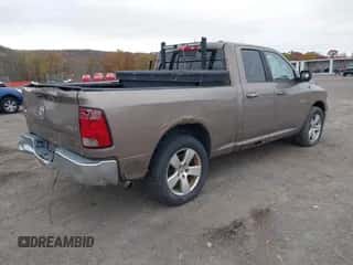 2010 Dodge 1500 SLT с VIN 1D7RV1GP6AS157951, выставлен на аукционе IAAI как лот 43565773 с пробегом 239 581 миль миль и . История ставок и продаж доступна на DreamBid. Изображение 4.