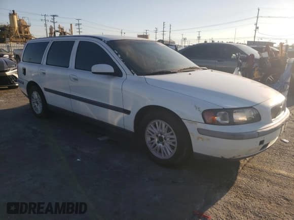 ✅ 2004 Volvo V70 • VIN: YV1SW64A542381264 • Lot: 91028415. Listed on Copart with Not provided. Free auction sales archive from the USA and detailed vehicle history report at DreamBid. Image 4.