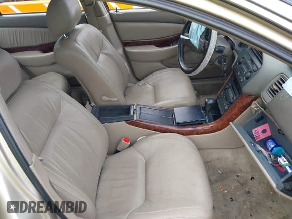 ✅ 2001 Acura TL • VIN: 19UUA56661A007197 • Lot: 41154669. Wystawiony na IAAI z przebiegiem 163 122 mil. Bezpłatny archiwum sprzedaży aukcyjnych z USA i szczegółowy raport historii pojazdu na DreamBid. Zdjęcie 5.