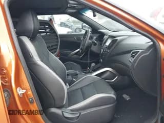 ✅ 2016 Hyundai Veloster Turbo Rally Edition • VIN: KMHTC6AE2GU259766 • Lot: 41476214. Wystawiony na IAAI z przebiegiem 73 483 mil. Bezpłatny archiwum sprzedaży aukcyjnych z USA i szczegółowy raport historii pojazdu na DreamBid. Zdjęcie 5.