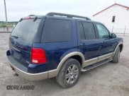 ✅ 2005 Ford Explorer Eddie Bauer • VIN: 1FMDU74K85UB09943 • Lot: 42337325. Wystawiony na IAAI z przebiegiem 252 668 mil. Bezpłatny archiwum sprzedaży aukcyjnych z USA i szczegółowy raport historii pojazdu na DreamBid. Zdjęcie 4.