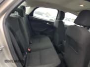 ✅ 2015 Ford Focus SE • VIN: 1FADP3F29FL348643 • Лот: 92023685. Опубликован ранее на Copart с пробегом 154 215 миль. Бесплатный доступ к архиву аукционных продаж из США и подробный отчёт об истории автомобиля на DreamBid. Изображение 10.