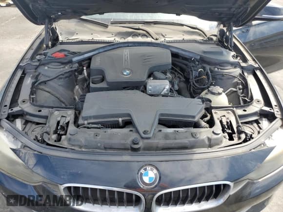 ✅ 2012 BMW 3 Series 328i • VIN: WBA3C1C5XCF433857 • Лот: 82010455. Опубликован ранее на Copart с пробегом 85 971 миль. Бесплатный доступ к архиву аукционных продаж из США и подробный отчёт об истории автомобиля на DreamBid. Изображение 11.