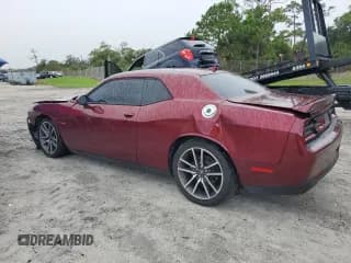 ✅ 2021 Dodge Challenger R/T • VIN: 2C3CDZBT7MH635557 • Lot: 70416394. Wystawiony na Copart z przebiegiem 39 181 mil. Bezpłatny archiwum sprzedaży aukcyjnych z USA i szczegółowy raport historii pojazdu na DreamBid. Zdjęcie 2.