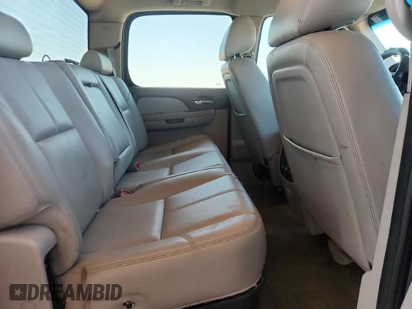 ✅ 2012 Chevrolet Silverado 1500 LTZ • VIN: 3GCPCTE00CG309161 • Lot: 60645445. Wystawiony na Copart z przebiegiem 159 644 mil. Bezpłatny archiwum sprzedaży aukcyjnych z USA i szczegółowy raport historii pojazdu na DreamBid. Zdjęcie 10.