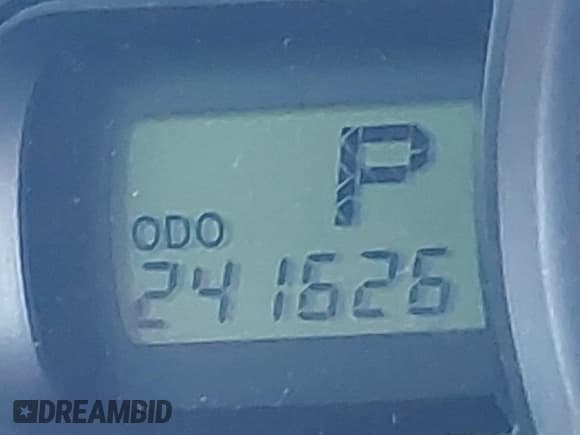 ✅ 2011 Toyota Sienna LE • VIN: 5TDKK3DCXBS039574 • Lot: 43610384. Listed on IAAI with 241,626 mi. Free auction sales archive from the USA and detailed vehicle history report at DreamBid. Image 15.