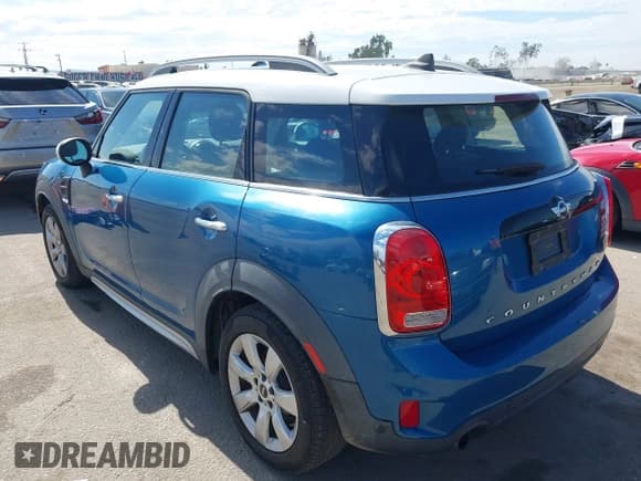 ✅ 2018 MINI Countryman Cooper • VIN: WMZYS7C30J3E07458 • Lot: 43508687. Wystawiony na IAAI z przebiegiem 50 915 mil. Bezpłatny archiwum sprzedaży aukcyjnych z USA i szczegółowy raport historii pojazdu na DreamBid. Zdjęcie 3.