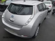 ✅ 2013 Nissan LEAF SL • VIN: 1N4AZ0CP2DC425071 • Lot: 43839630. Listed on IAAI with 87,823 mi. Free auction sales archive from the USA and detailed vehicle history report at DreamBid. Image 4.