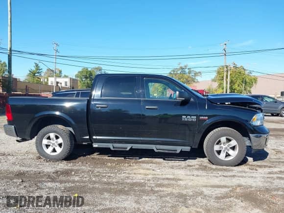 2015 Ram 1500 Lone Star with VIN 1C6RR7LT7FS551560, listed as a IAAI auction lot 43489935 with 142,876 mi miles and . Bid and sale history available at DreamBid. Image 13.